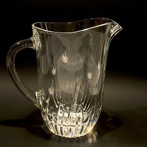 Vintage DaVinci Pisa Crystal Glass Pitcher Made in Italy 7.5” Tall Engrave Tulip